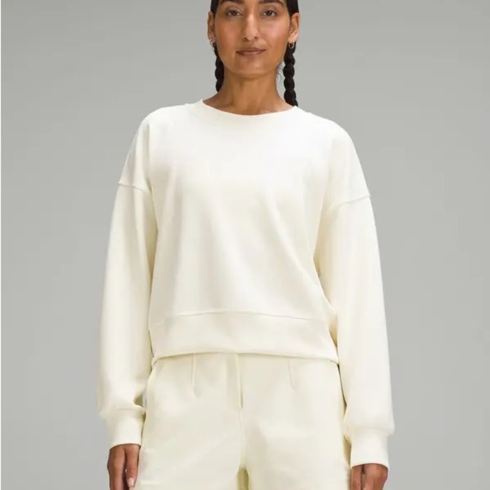 Lululemon perfectly cropped crew softstreme 6